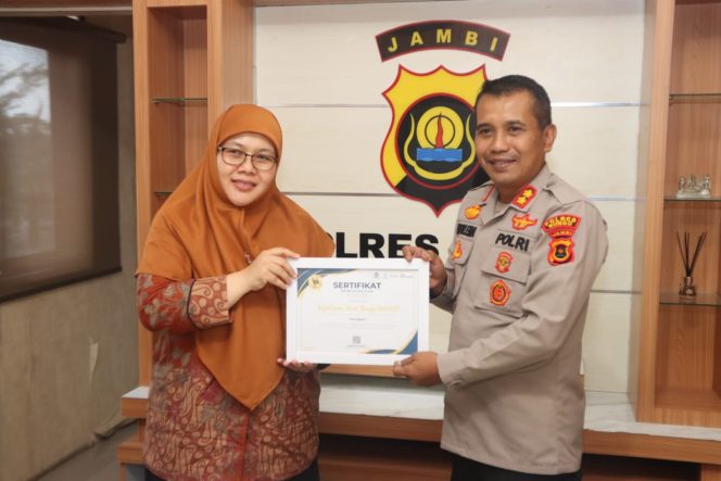 
 Polres Bungo Raih Penghargaan IKPA Dari KPPN