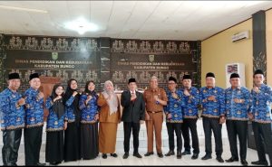 Sekda Bungo Resmi Melantik Kepala Sekolah SD dan SMP, Dorong Peningkatan Mutu Pendidikan